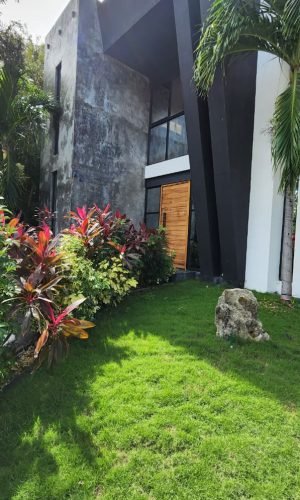 WhatsApp Image 2025-11-12 at 11.42.41 AM (1)